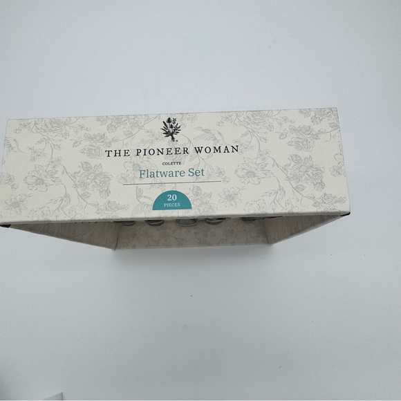 Pioneer Woman Colette Flatware Silverware Set Service for 4 Stainless Steel New